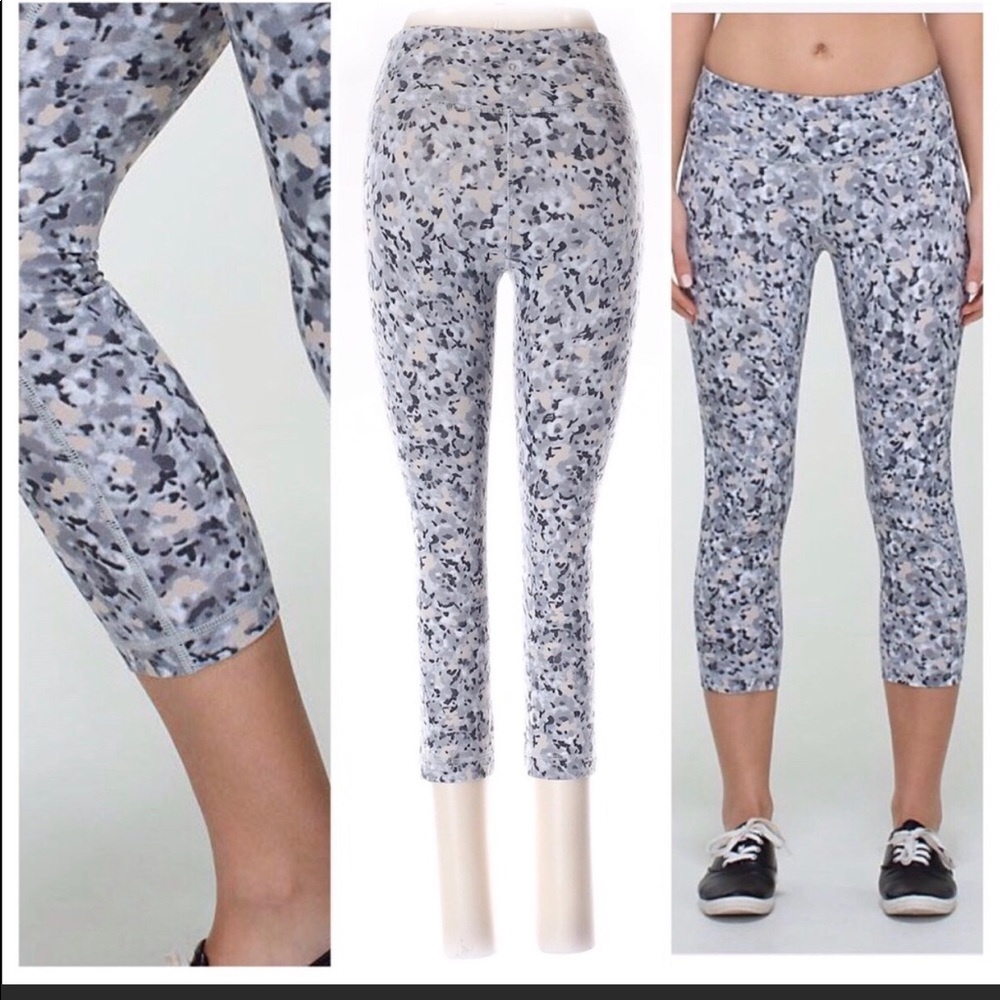 Lululemon wunder under crops